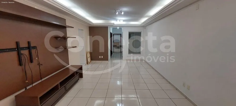 Casa, 3 quartos, 202 m² - Foto 3