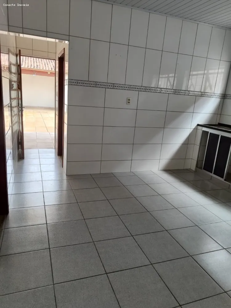 Casa, 3 quartos, 215 m² - Foto 4
