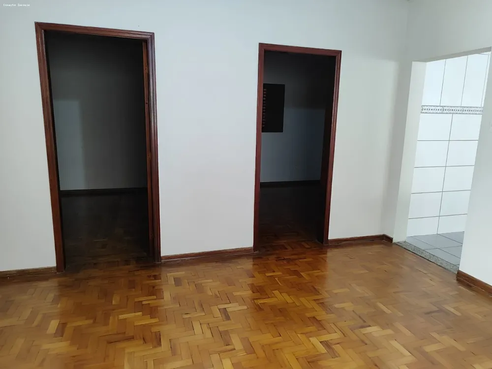 Casa, 3 quartos, 215 m² - Foto 3