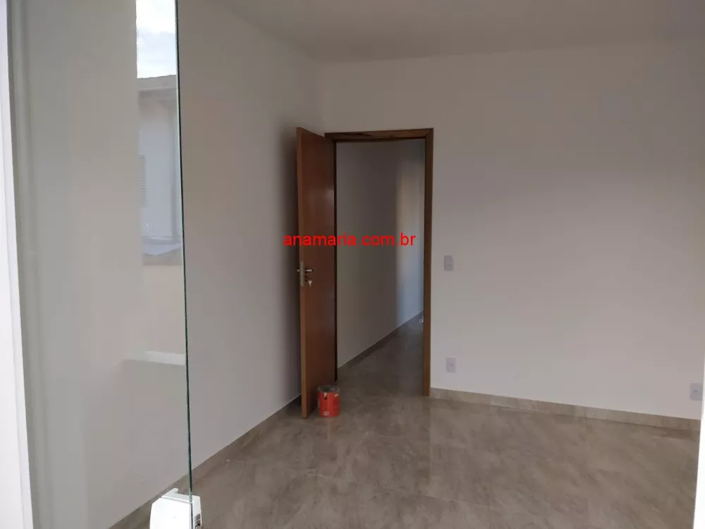 Casa à venda com 4 quartos, 180m² - Foto 9