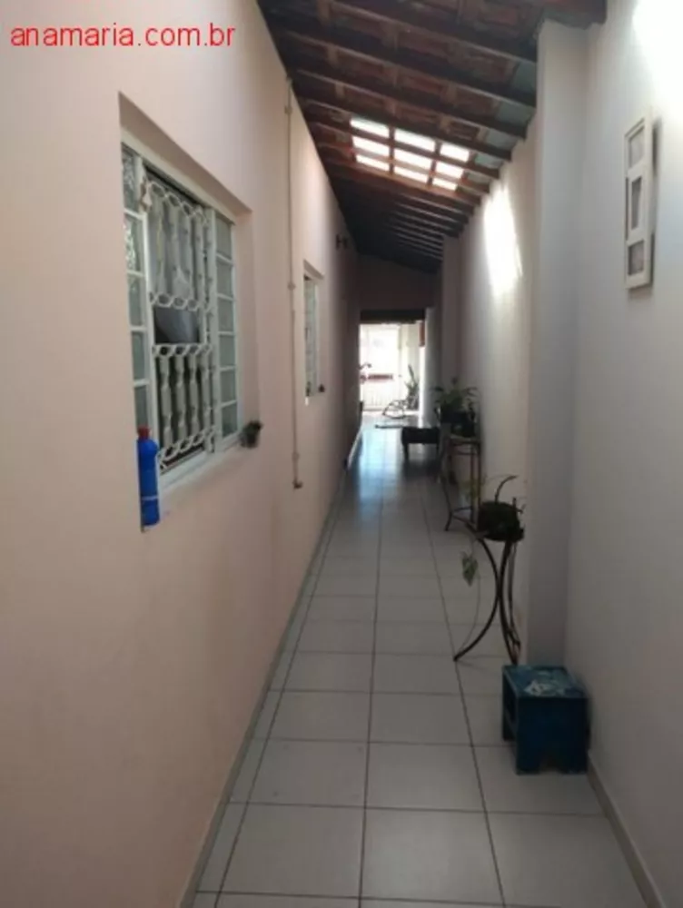 Casa à venda com 3 quartos, 100m² - Foto 10