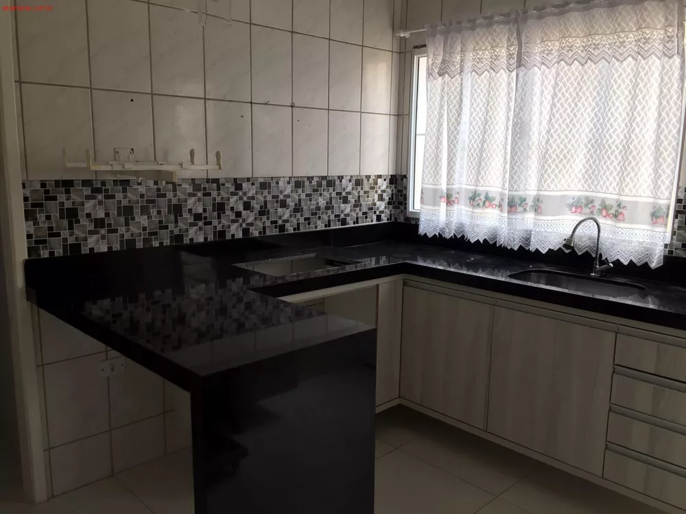 Casa, 2 quartos, 75 m² - Foto 1