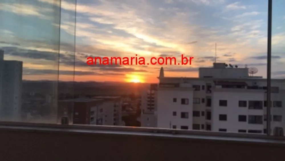 Cobertura, 3 quartos, 256 m² - Foto 1