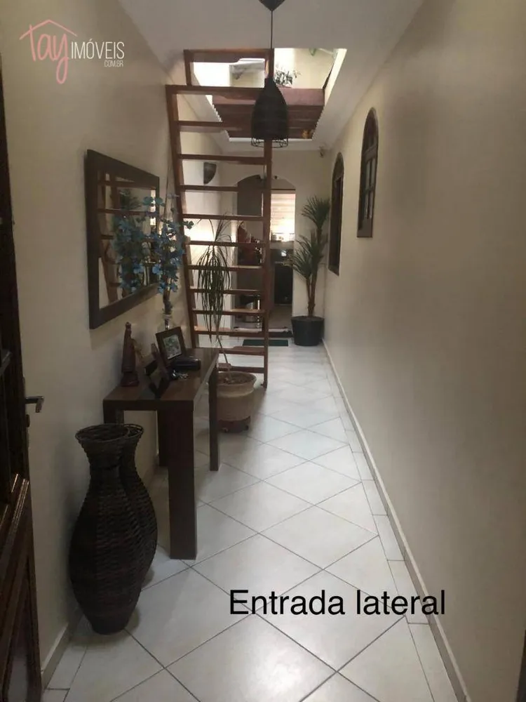Casa, 3 quartos, 200 m² - Foto 3