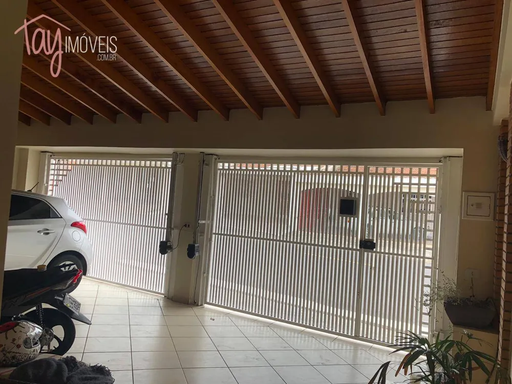 Casa, 3 quartos, 200 m² - Foto 1