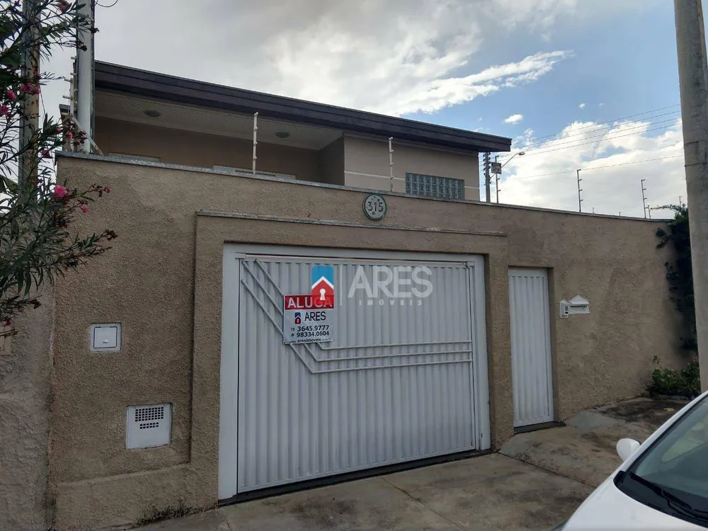 Casa, 3 quartos, 223 m² - Foto 2