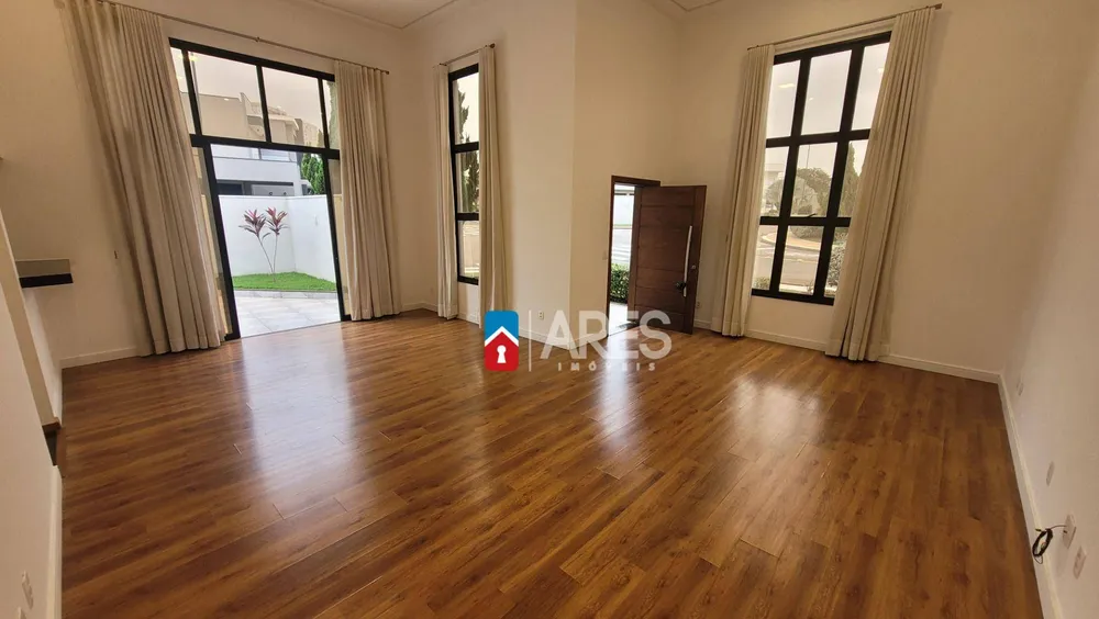 Casa, 3 quartos, 203 m² - Foto 1