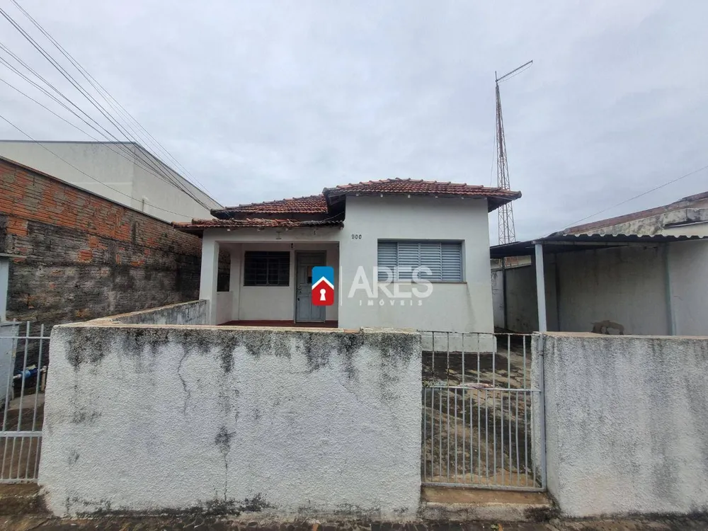 Casa, 4 quartos, 119 m² - Foto 1