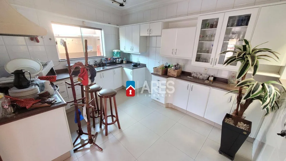 Casa, 3 quartos, 350 m² - Foto 1