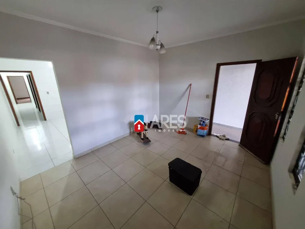 Casa, 2 quartos, 140 m² - Foto 2