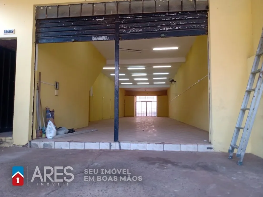 Loja-Salão, 240 m² - Foto 1