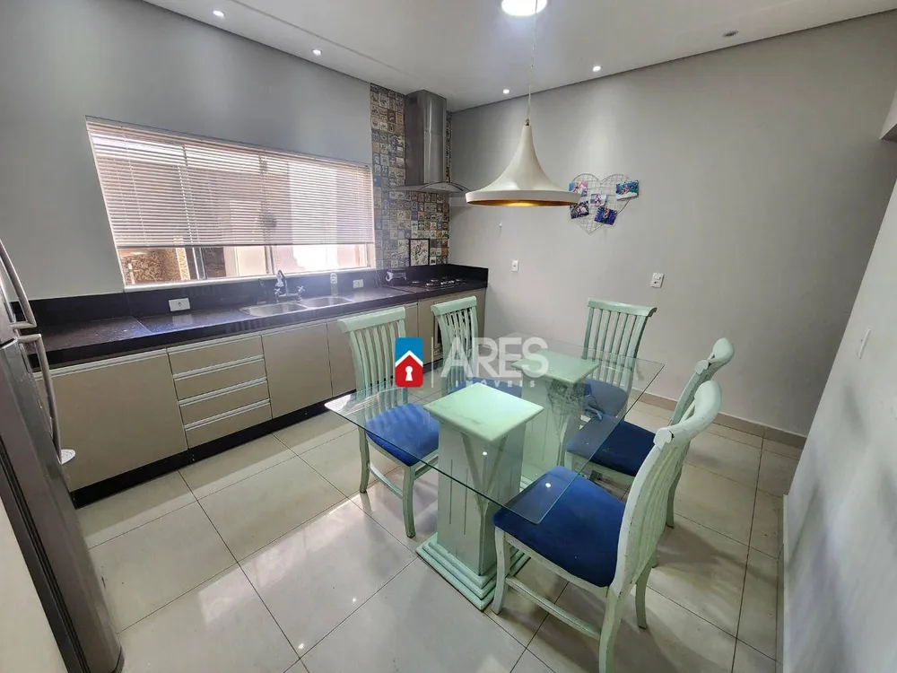 Casa, 2 quartos, 159 m² - Foto 4