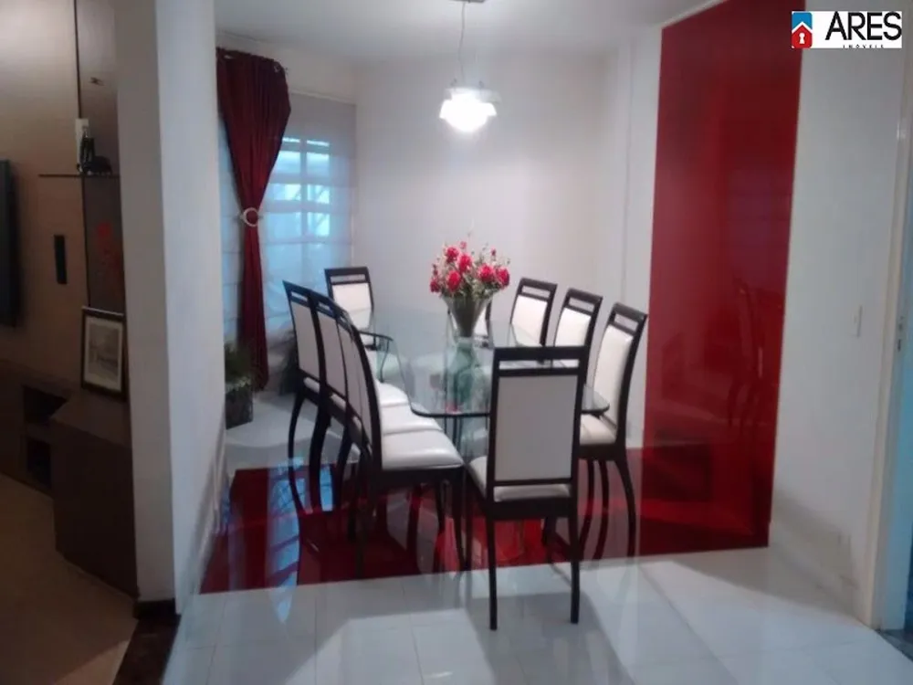 Casa, 3 quartos, 600 m² - Foto 1