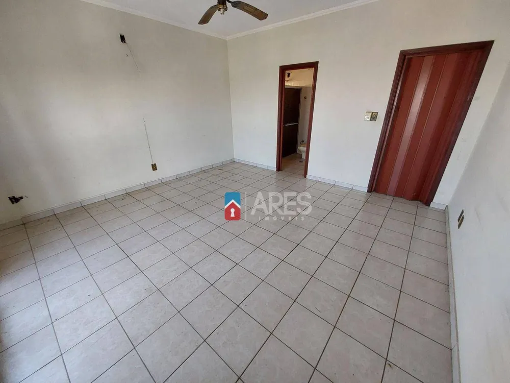 Casa, 3 quartos, 220 m² - Foto 3