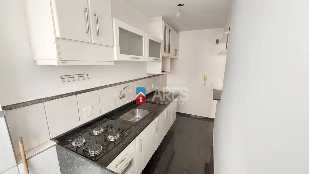 Apartamento à venda com 2 quartos, 57m² - Foto 3