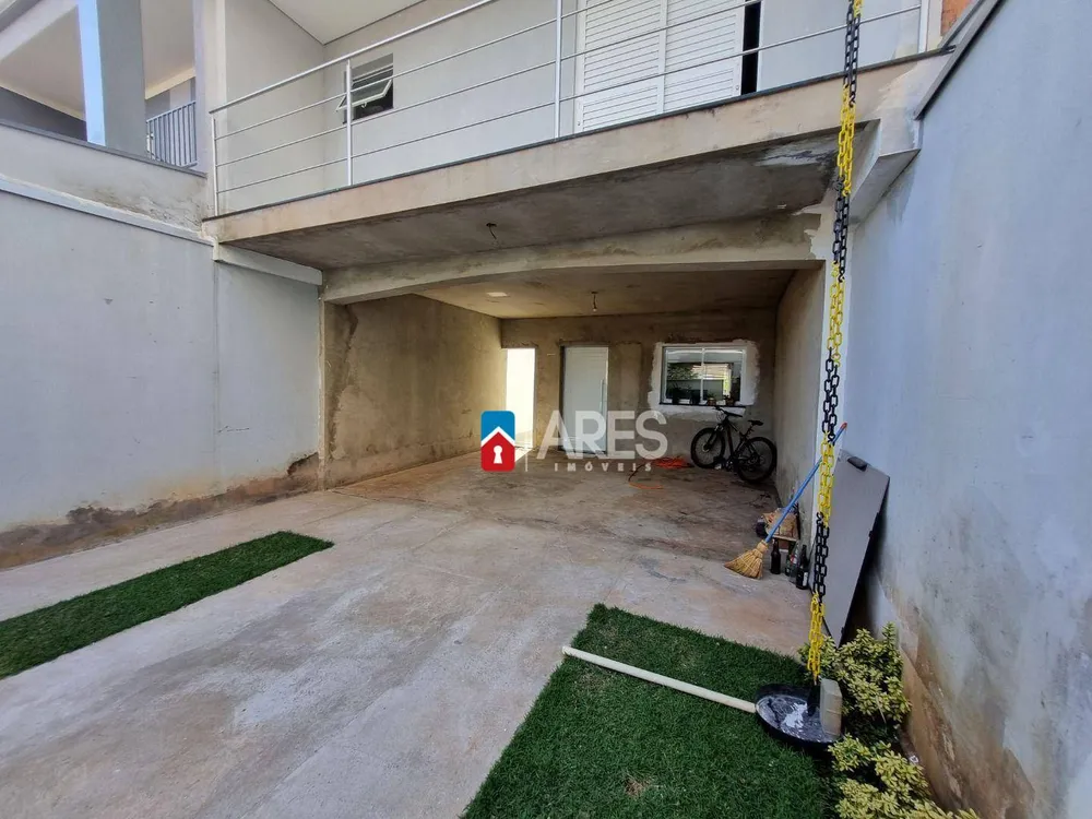 Casa, 3 quartos, 179 m² - Foto 3