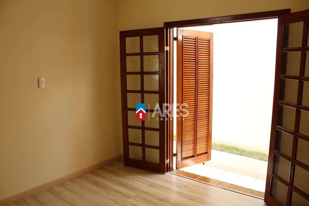 Casa, 4 quartos, 295 m² - Foto 4