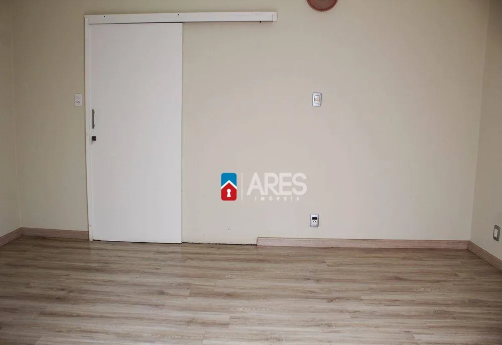 Casa, 4 quartos, 295 m² - Foto 6