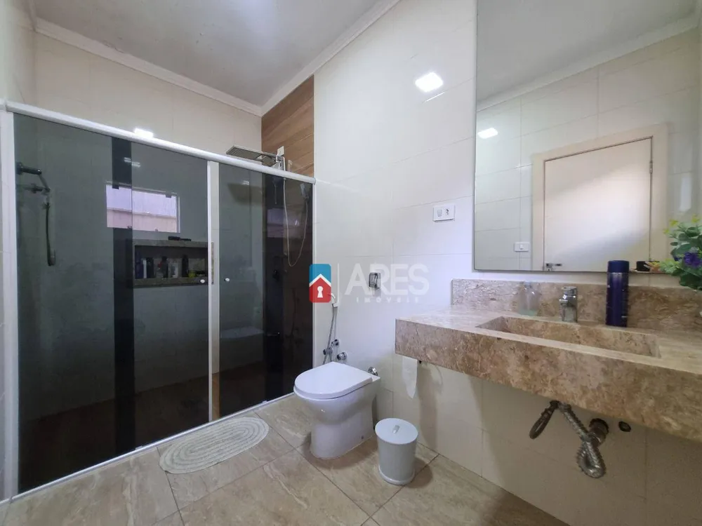 Casa, 3 quartos, 209 m² - Foto 20