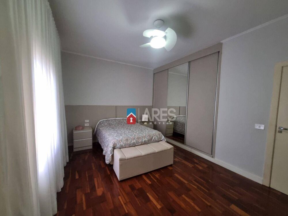Casa, 3 quartos, 209 m² - Foto 19