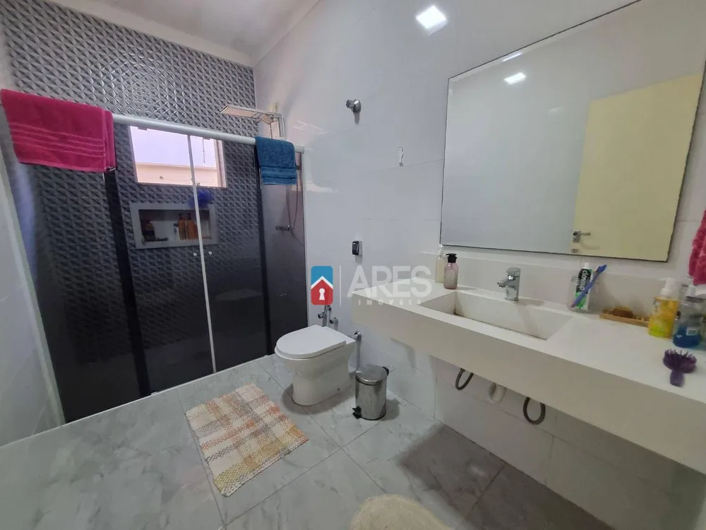 Casa, 3 quartos, 209 m² - Foto 14