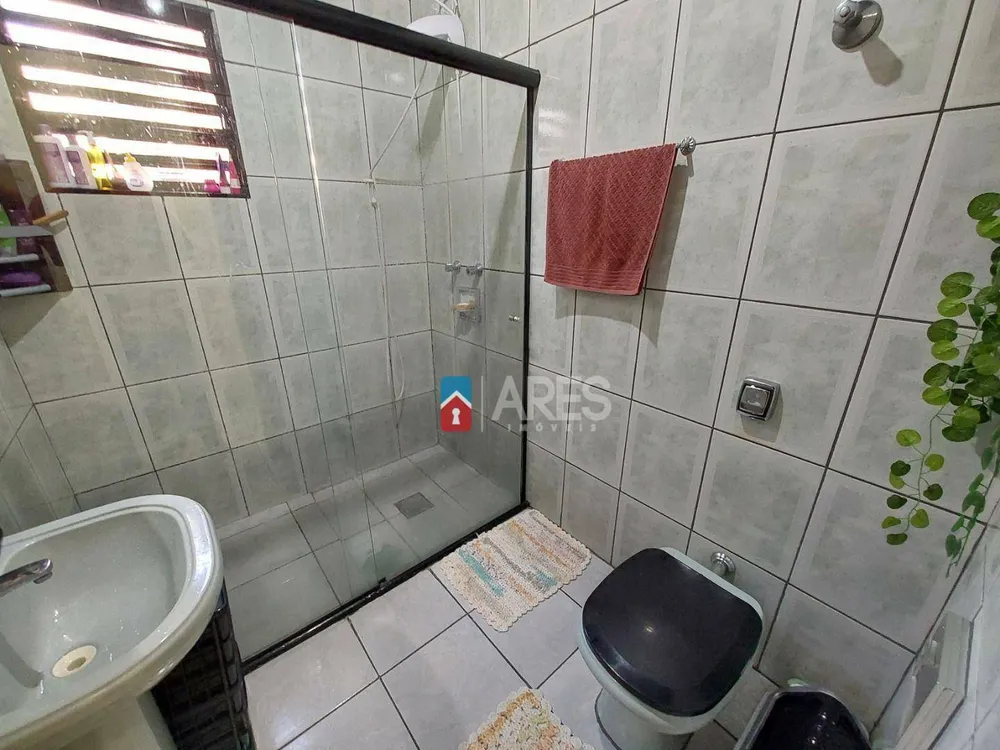 Casa, 3 quartos, 141 m² - Foto 1