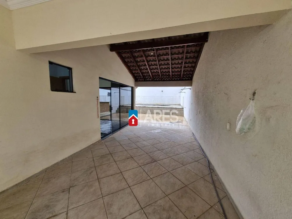Casa, 3 quartos, 195 m² - Foto 3