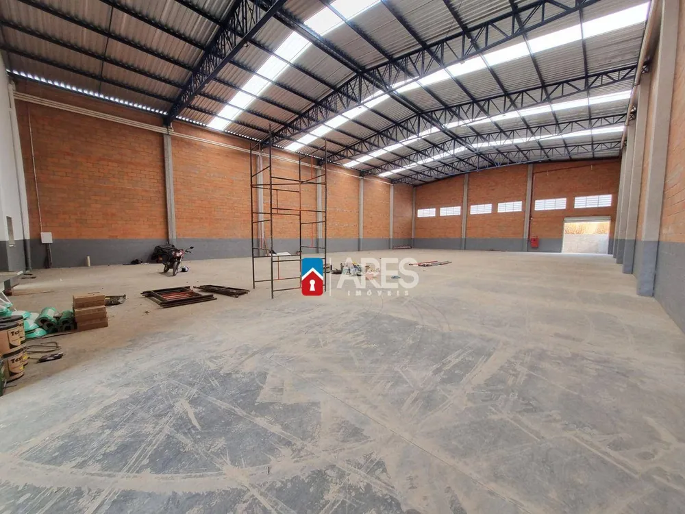 Depósito-Galpão, 898 m² - Foto 1