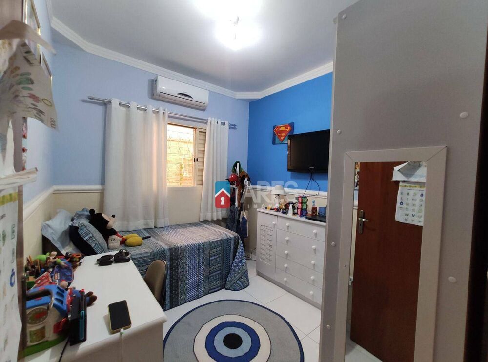 Casa, 3 quartos, 138 m² - Foto 4