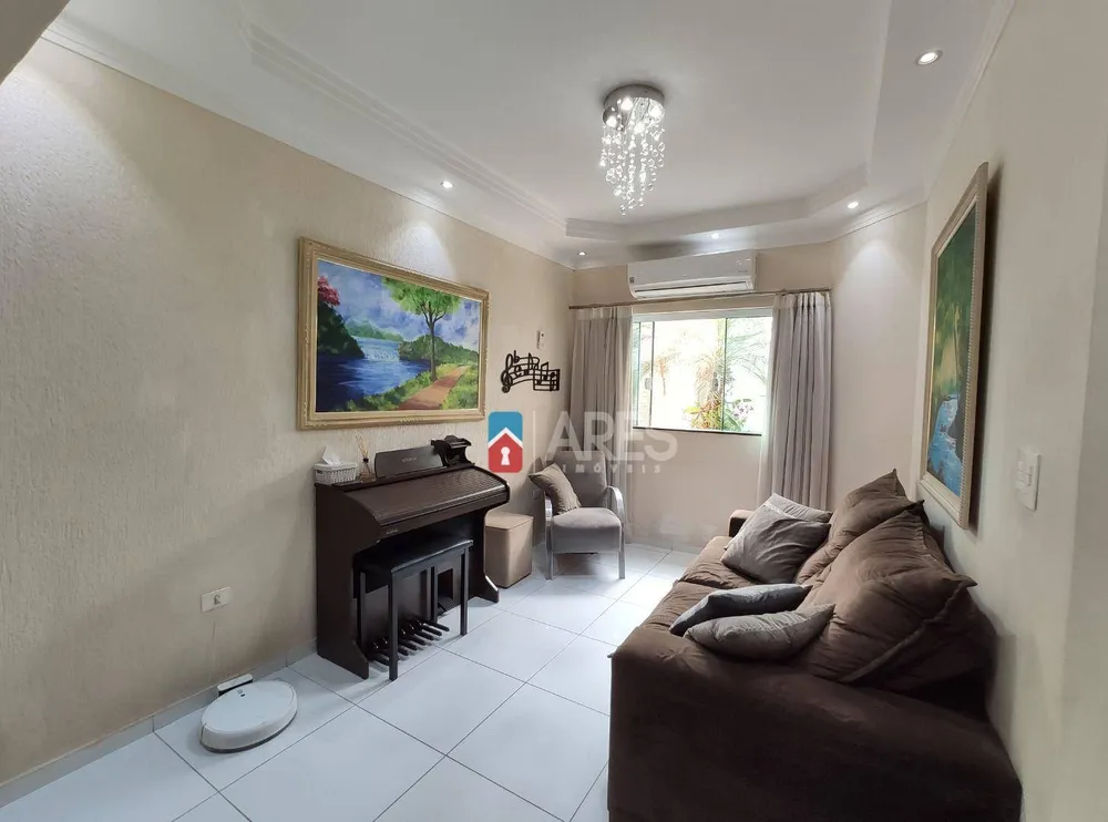 Casa, 3 quartos, 138 m² - Foto 1
