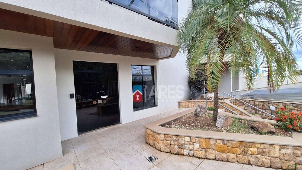 Apartamento, 3 quartos, 196 m² - Foto 2