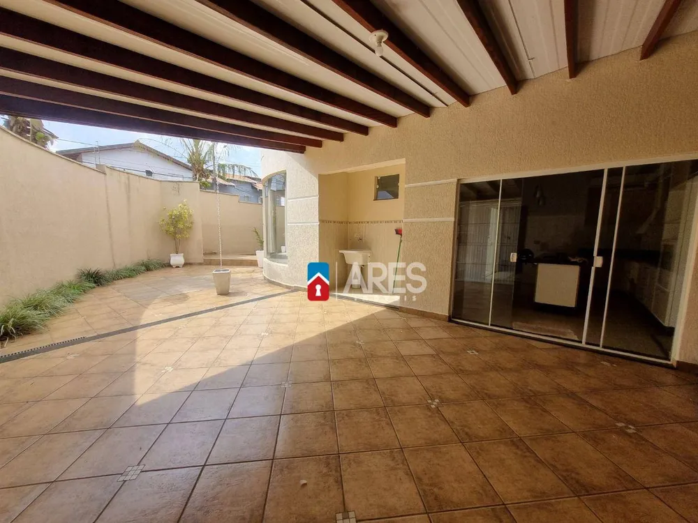 Casa, 3 quartos, 197 m² - Foto 8