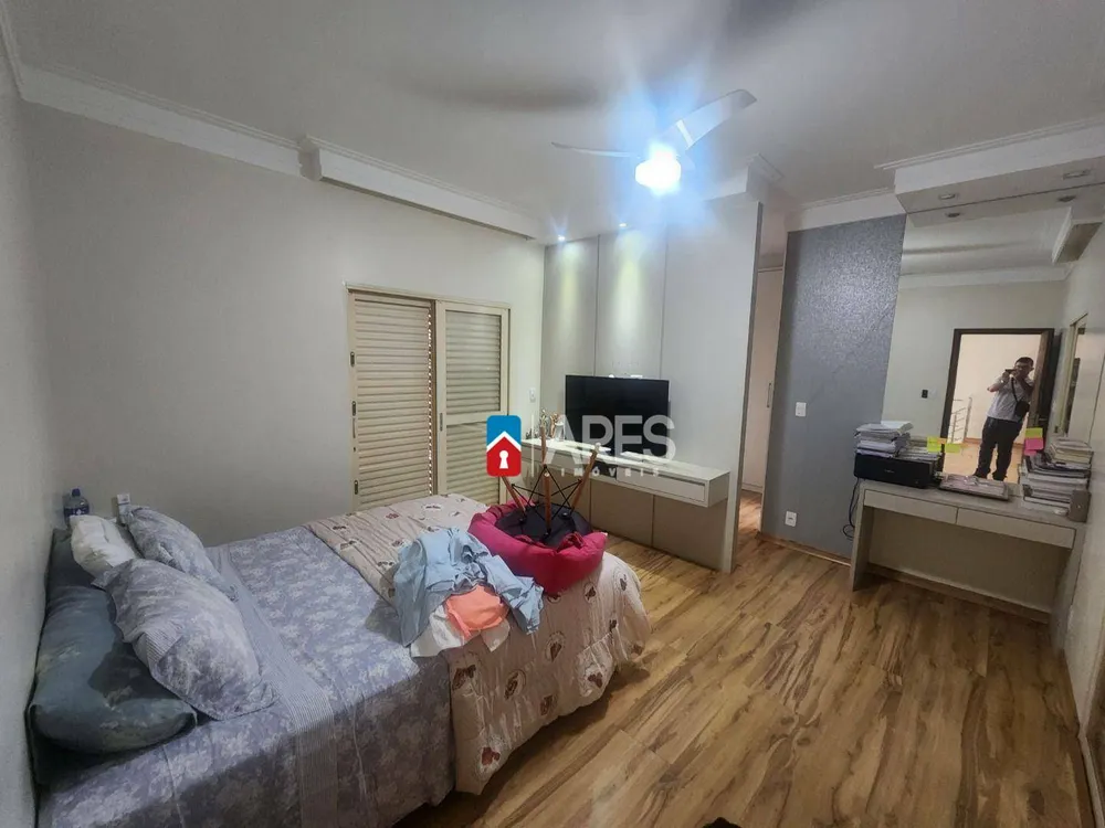 Casa, 4 quartos, 290 m² - Foto 11