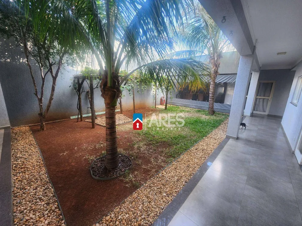 Casa, 4 quartos, 290 m² - Foto 8