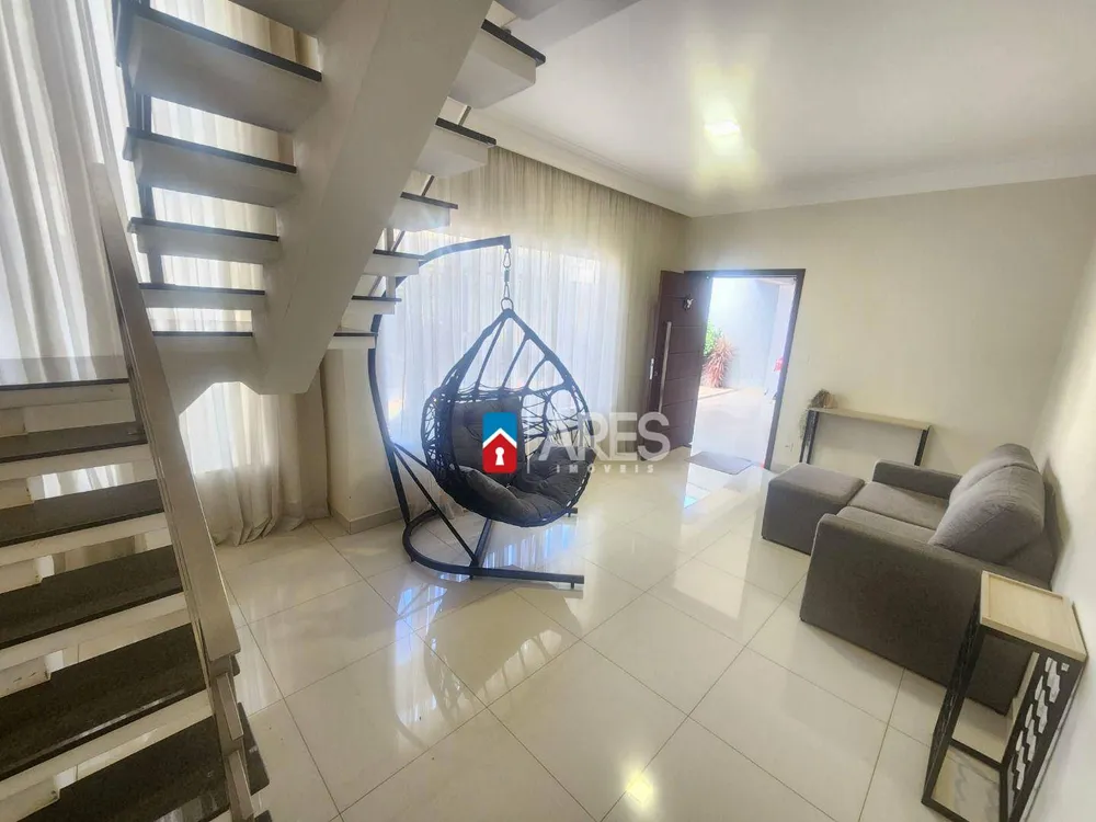 Casa, 4 quartos, 290 m² - Foto 2