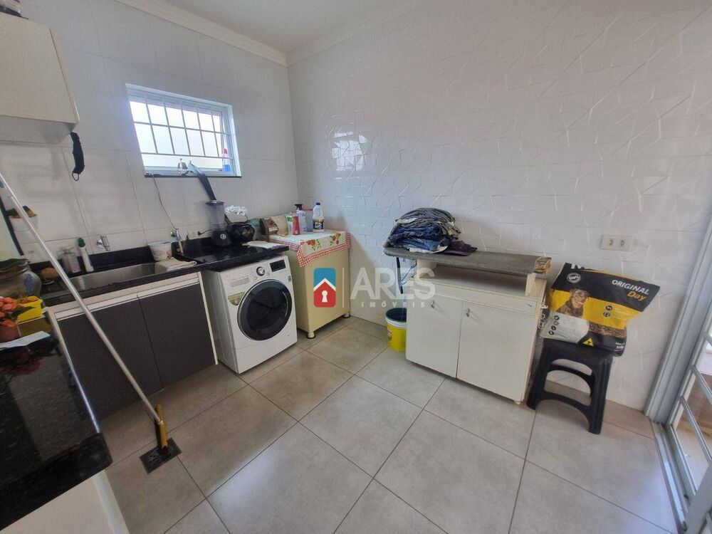 Casa, 4 quartos, 203 m² - Foto 9