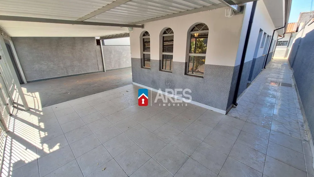 Casa, 3 quartos, 136 m² - Foto 1