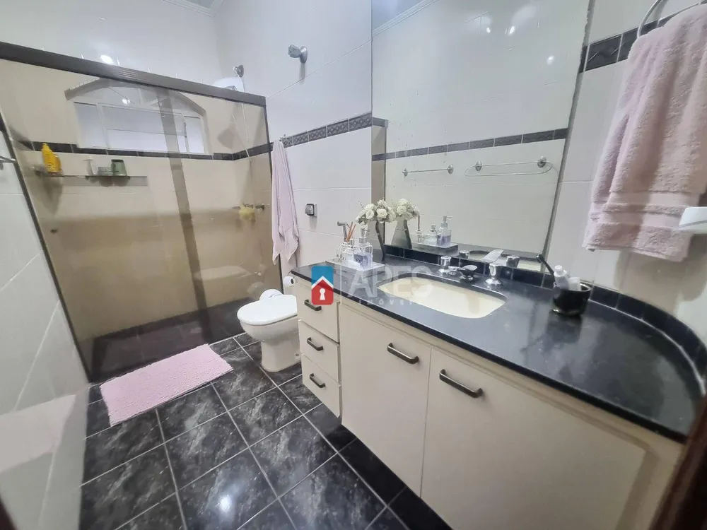 Casa, 5 quartos, 220 m² - Foto 16