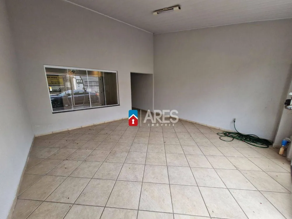 Casa, 3 quartos, 175 m² - Foto 2