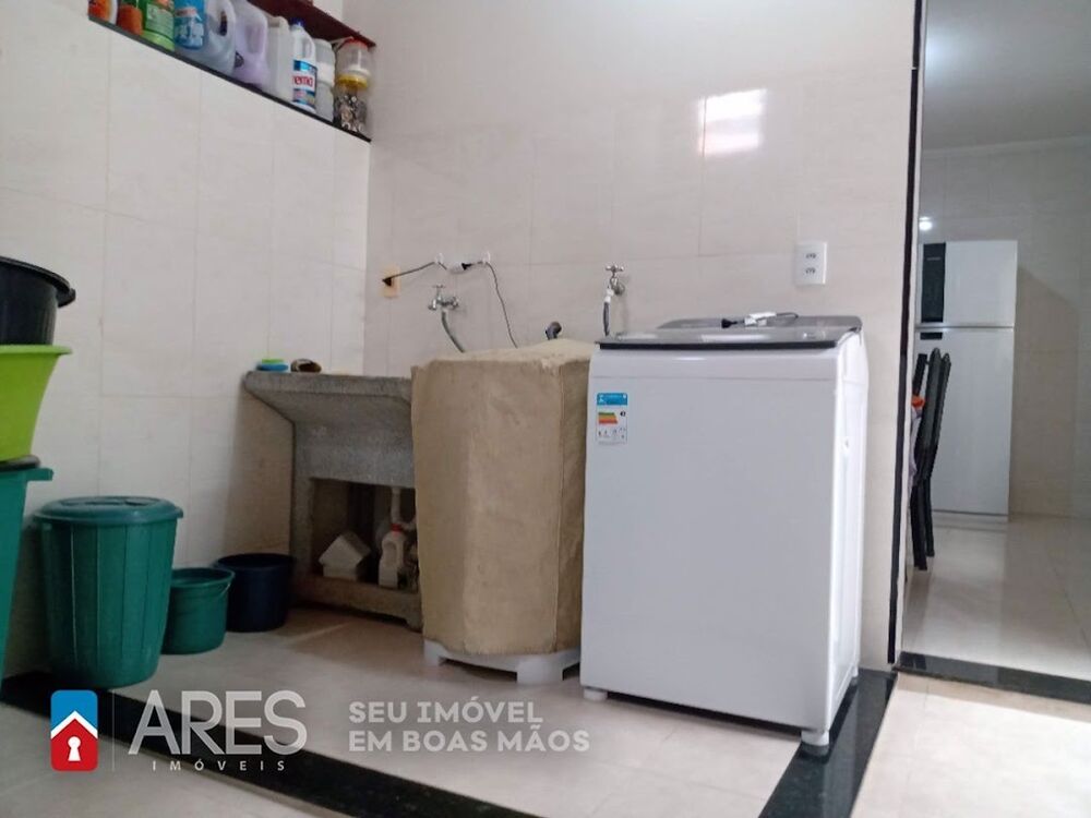 Casa, 3 quartos, 200 m² - Foto 2