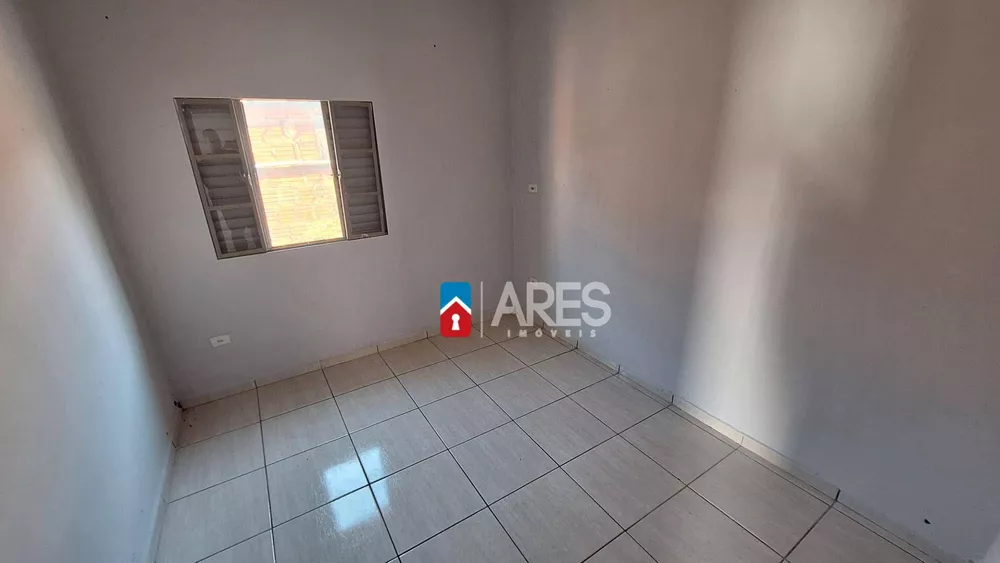 Casa, 3 quartos, 200 m² - Foto 2