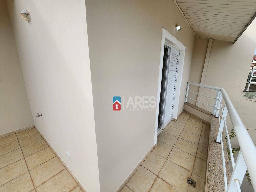 Casa à venda com 4 quartos, 287m² - Foto 4