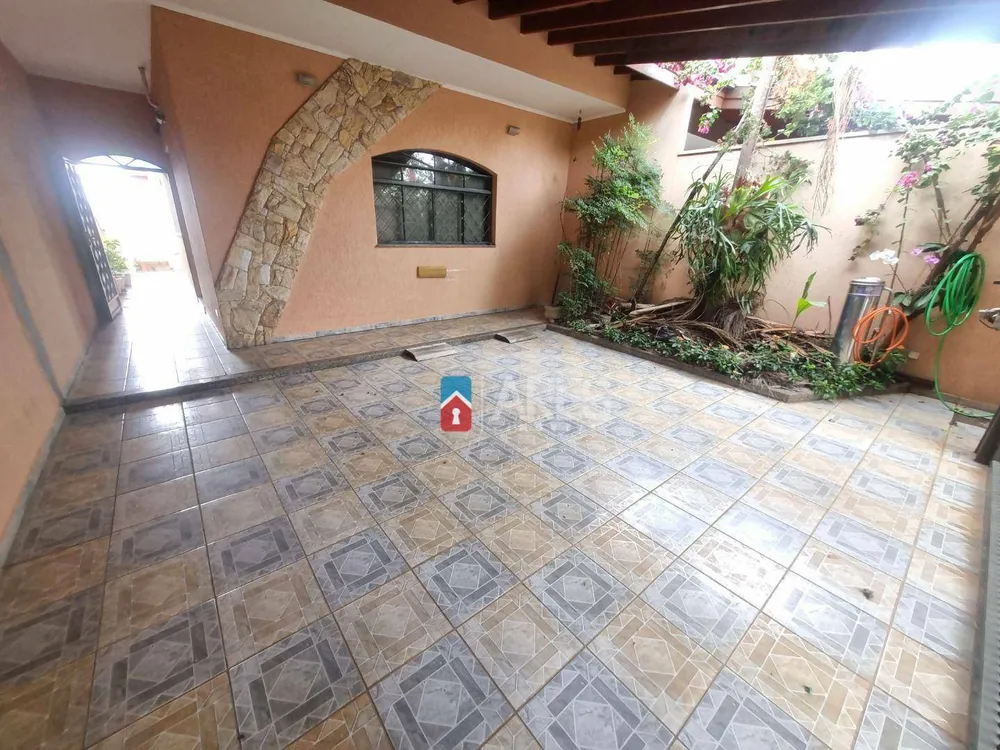 Casa, 3 quartos, 208 m² - Foto 1