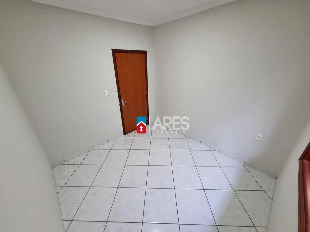 Casa, 3 quartos, 136 m² - Foto 3