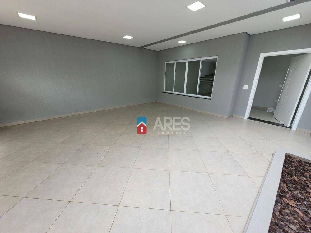 Casa, 3 quartos, 156 m² - Foto 1