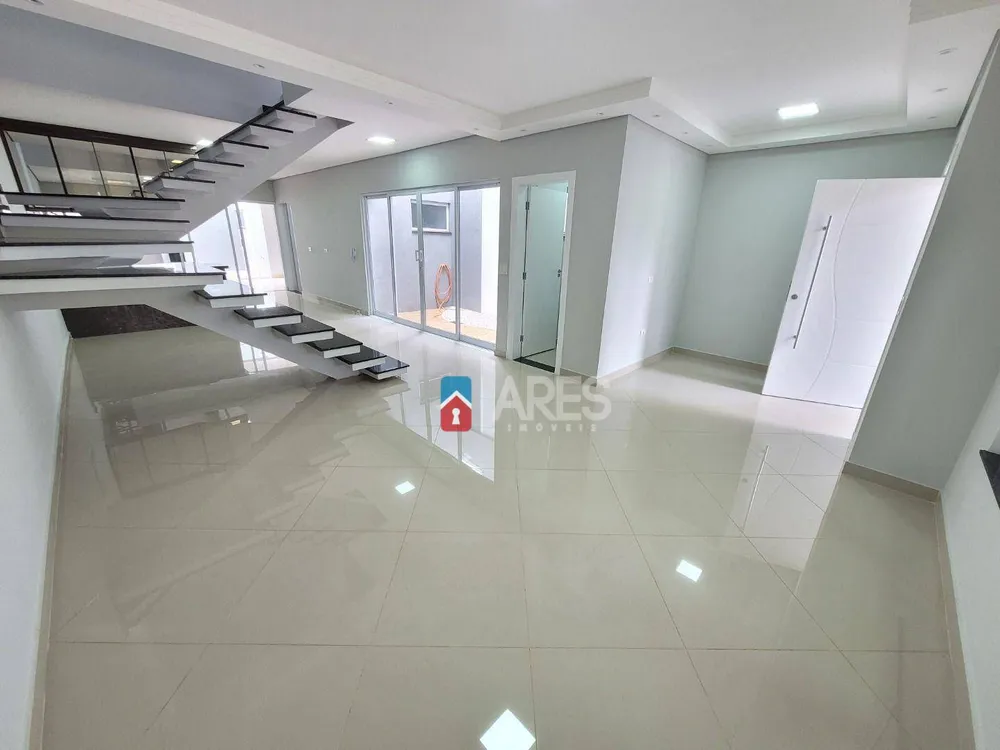 Casa, 3 quartos, 156 m² - Foto 3