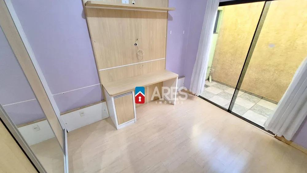 Casa, 4 quartos, 328 m² - Foto 3