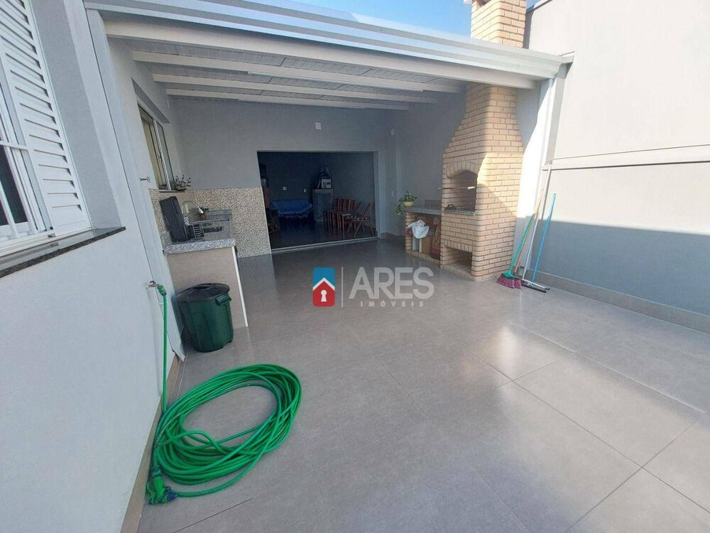Casa, 4 quartos, 205 m² - Foto 8