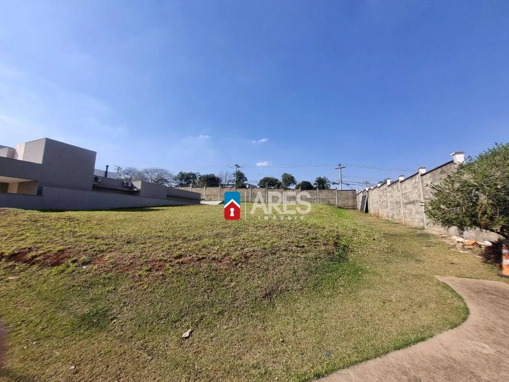 Loteamento e Condomínio, 421 m² - Foto 1
