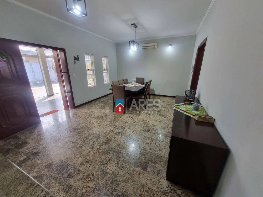 Casa, 4 quartos, 270 m² - Foto 4